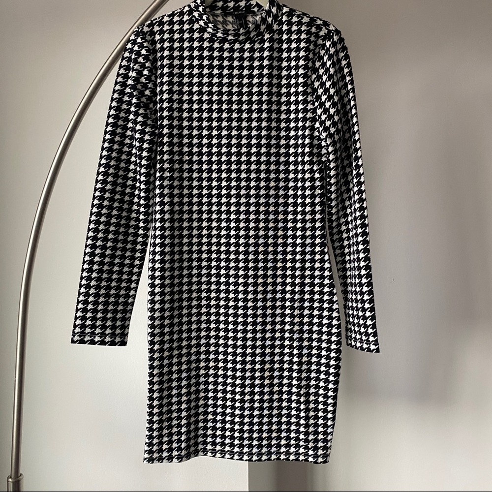 Houndstooth long sleeve dress